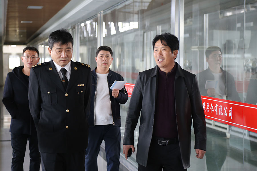 �е��к����򵼵���ŷ�����Ӳ�