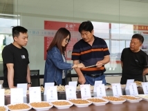 ���ڿͻ����ҳ�����